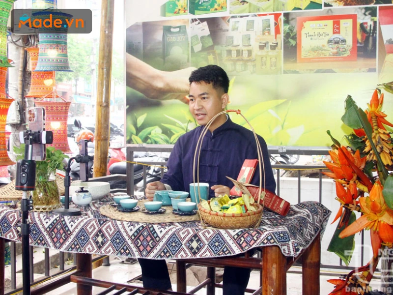 Livestream bán hàng đang là một trong những phương thức giới thiệu, tiêu thụ sản phẩm hiệu quả